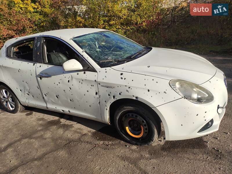 Хэтчбек Alfa Romeo Giulietta 2010 в Ровно фото 9 Хэтчбек Alfa Romeo Giulietta 2010 в Ровно