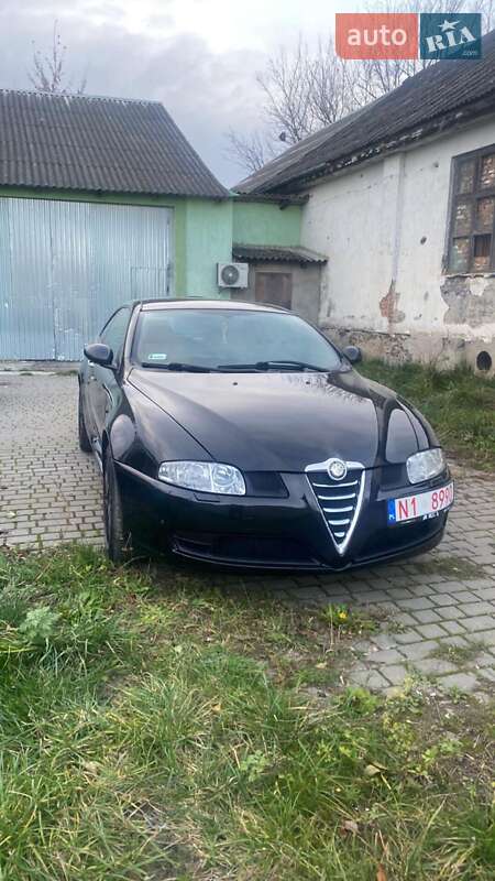 Купе Alfa Romeo GT 2004 в Владимире