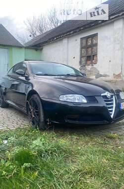 Купе Alfa Romeo GT 2004 в Владимир-Волынском