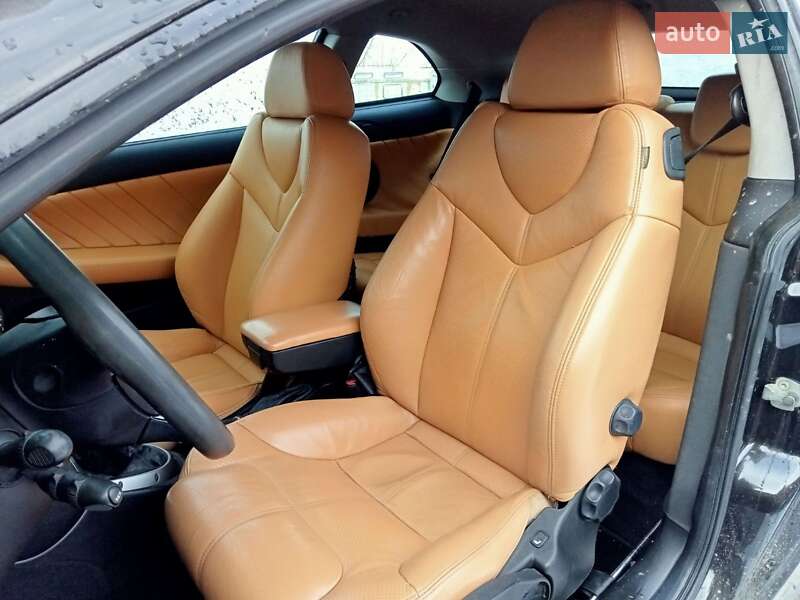 Купе Alfa Romeo GT 2004 в Владимире