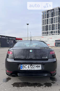 Купе Alfa Romeo GT 2005 в Львове