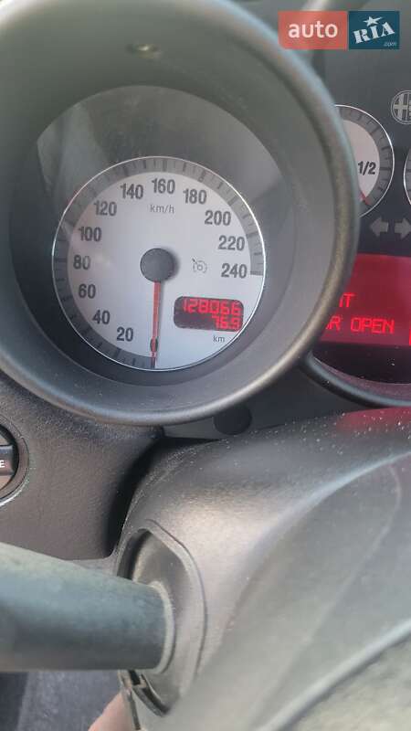 Купе Alfa Romeo GT 2005 в Харькове