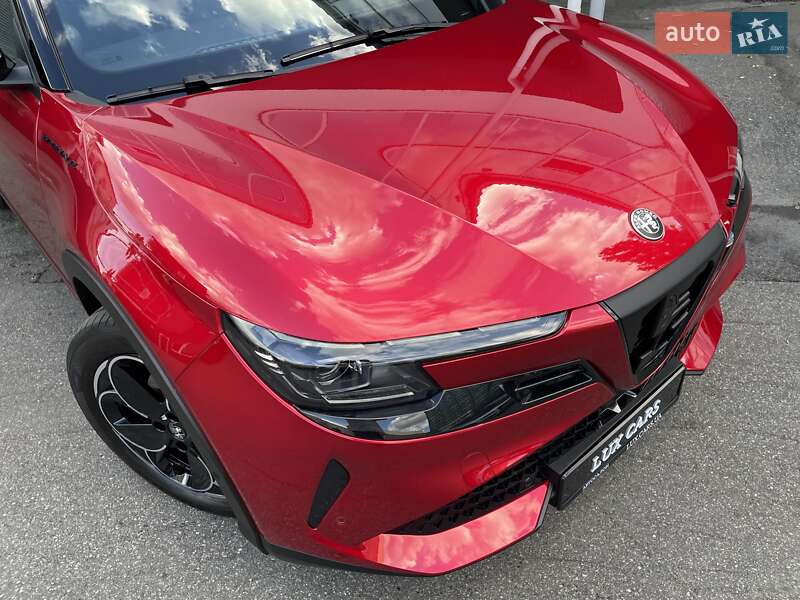 Внедорожник / Кроссовер Alfa Romeo Junior 2024 в Киеве фото 26 Внедорожник / Кроссовер Alfa Romeo Junior 2024 в Киеве