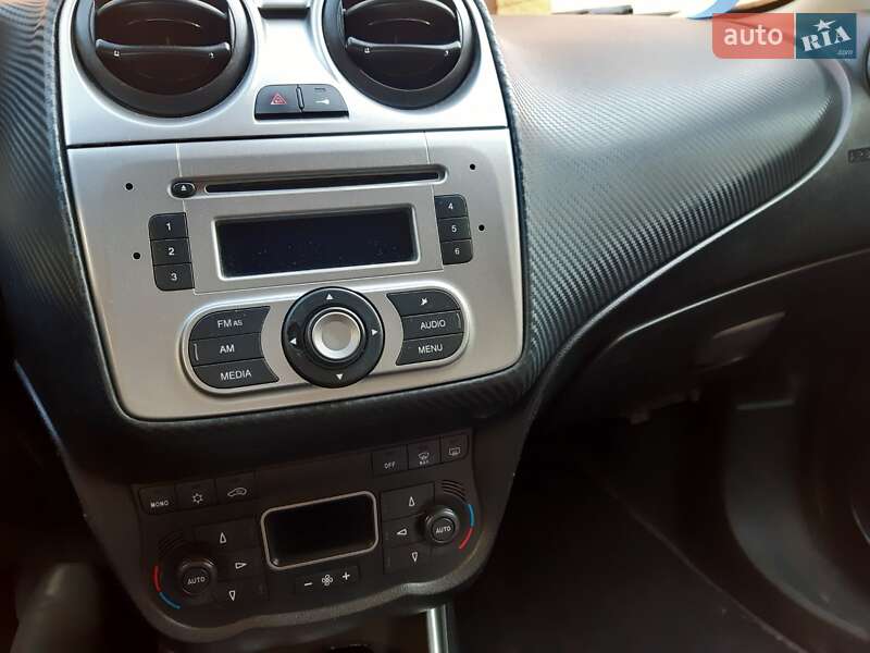 Купе Alfa Romeo MiTo 2012 в Ивано-Франковске