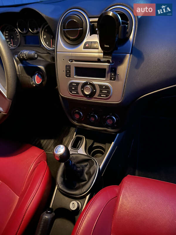 Хетчбек Alfa Romeo MiTo 2010 в Хмельницькому