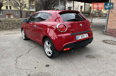 Хэтчбек Alfa Romeo MiTo 2011 в 