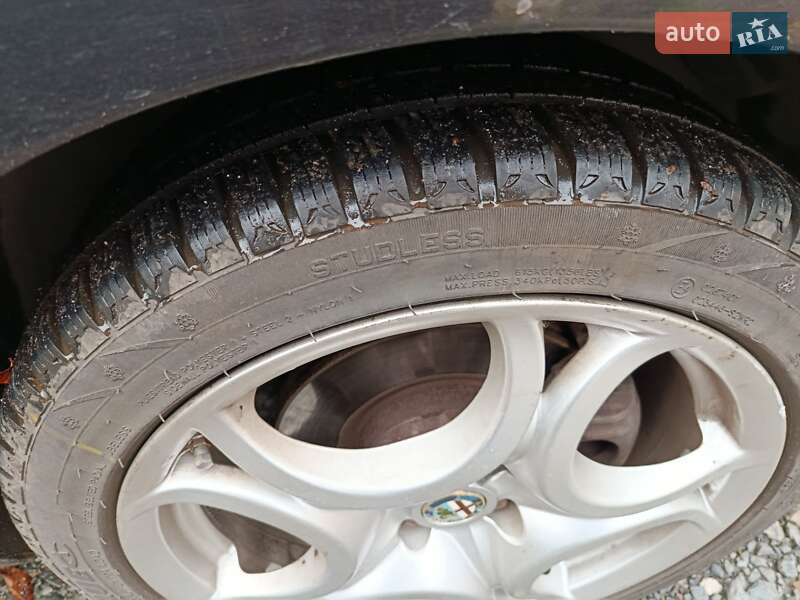 Хэтчбек Alfa Romeo MiTo 2010 в Кривом Роге