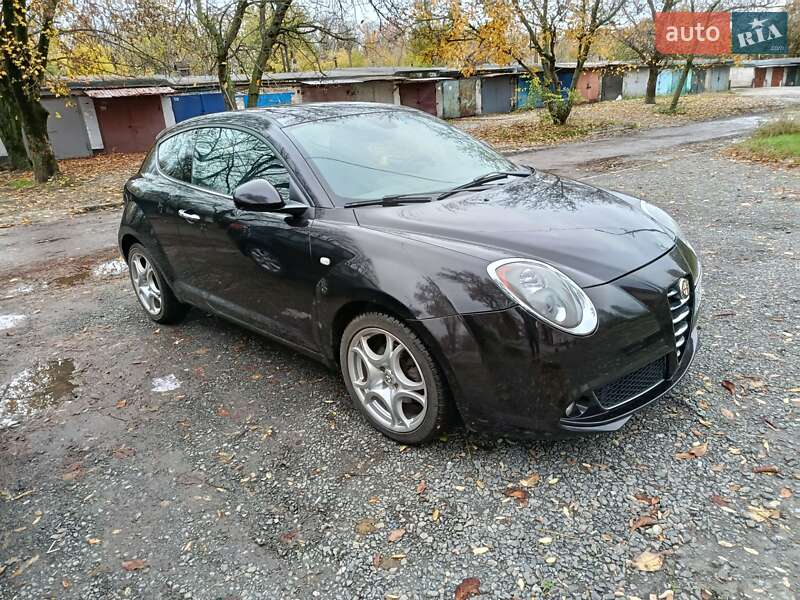 Alfa Romeo MiTo 2010 Alfa Romeo MiTo 2010