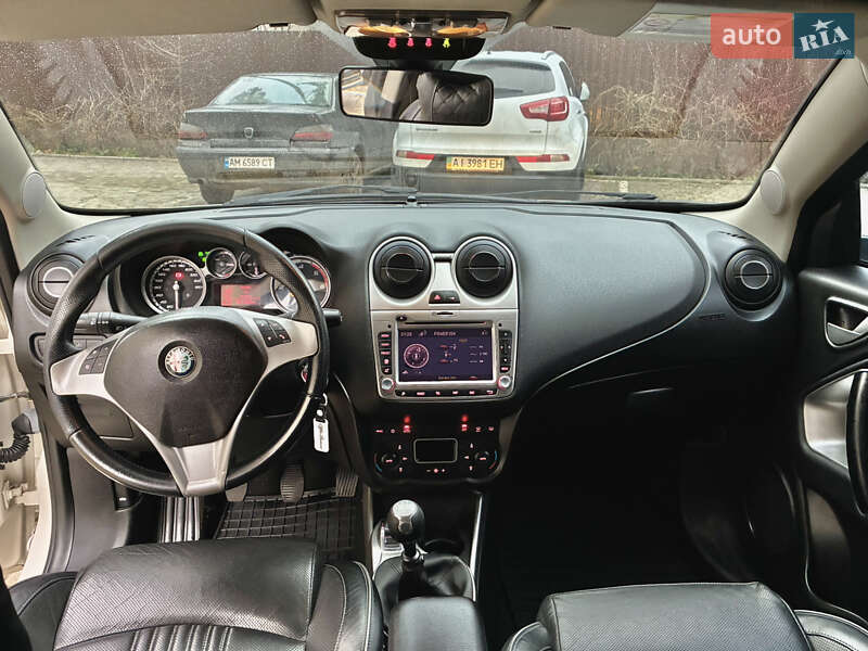 Хэтчбек Alfa Romeo MiTo 2011 в Киеве