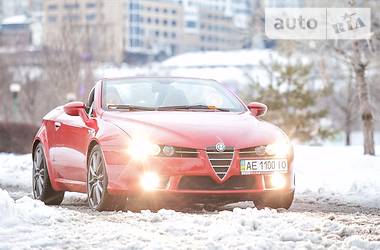 Кабриолет Alfa Romeo Spider 2008 в 