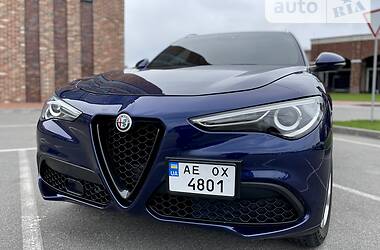 Внедорожник / Кроссовер Alfa Romeo Stelvio 2018 в Киеве