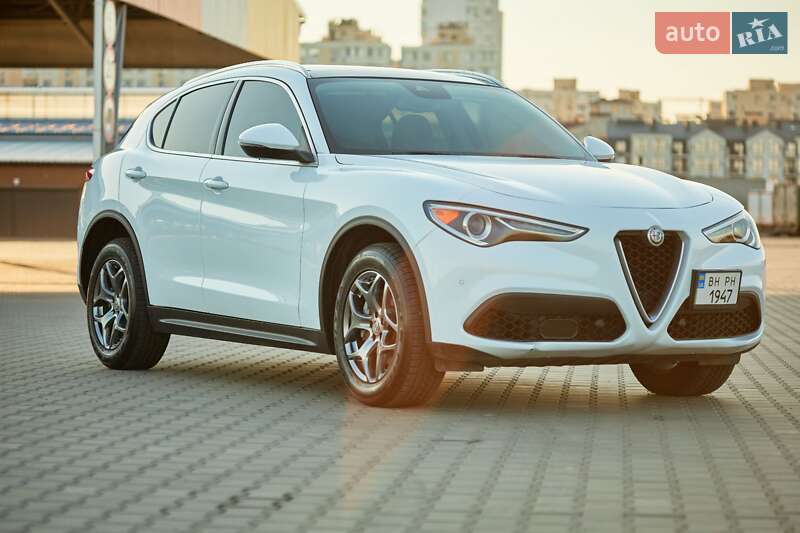 Внедорожник / Кроссовер Alfa Romeo Stelvio 2018 в Одессе