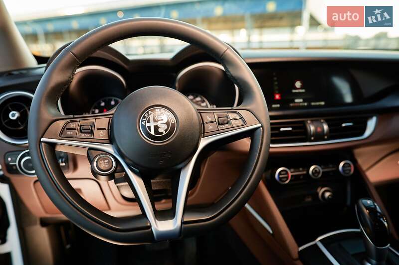 Внедорожник / Кроссовер Alfa Romeo Stelvio 2018 в Одессе