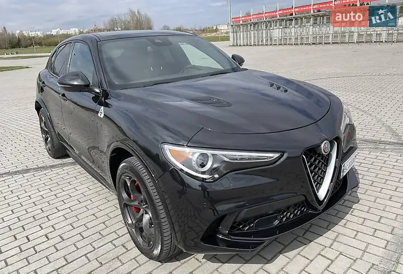 Внедорожник / Кроссовер Alfa Romeo Stelvio 2018 в 
