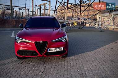 Внедорожник / Кроссовер Alfa Romeo Stelvio 2017 в Черновцах