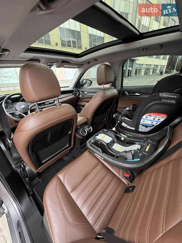 Внедорожник / Кроссовер Alfa Romeo Stelvio 2019 в Львове