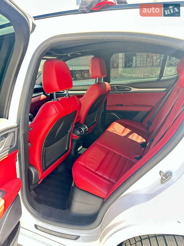 Позашляховик / Кросовер Alfa Romeo Stelvio 2021 в Львові