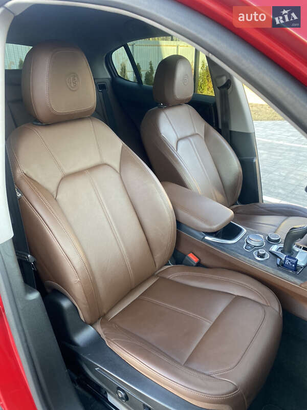 Позашляховик / Кросовер Alfa Romeo Stelvio 2020 в Луцьку