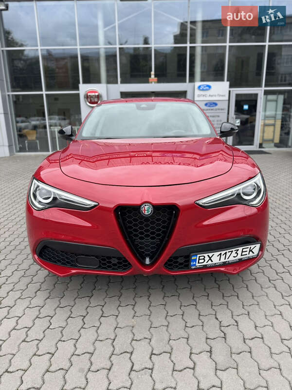 Позашляховик / Кросовер Alfa Romeo Stelvio 2018 в Хмельницькому
