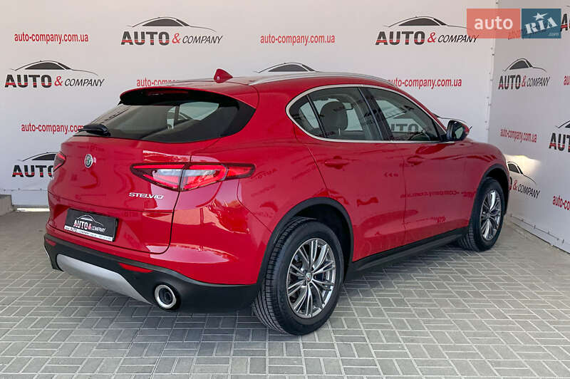 Позашляховик / Кросовер Alfa Romeo Stelvio 2017 в Львові