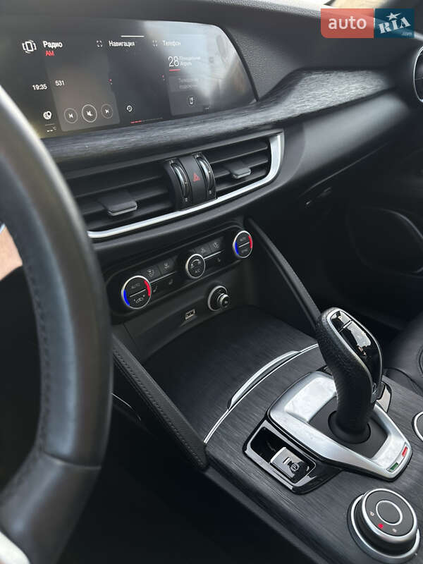 Позашляховик / Кросовер Alfa Romeo Stelvio 2021 в Рівному фото 13 Позашляховик / Кросовер Alfa Romeo Stelvio 2021 в Рівному