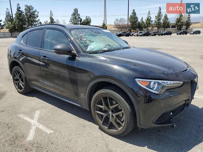 Alfa Romeo Stelvio 2020