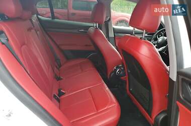 Внедорожник / Кроссовер Alfa Romeo Stelvio 2020 в 