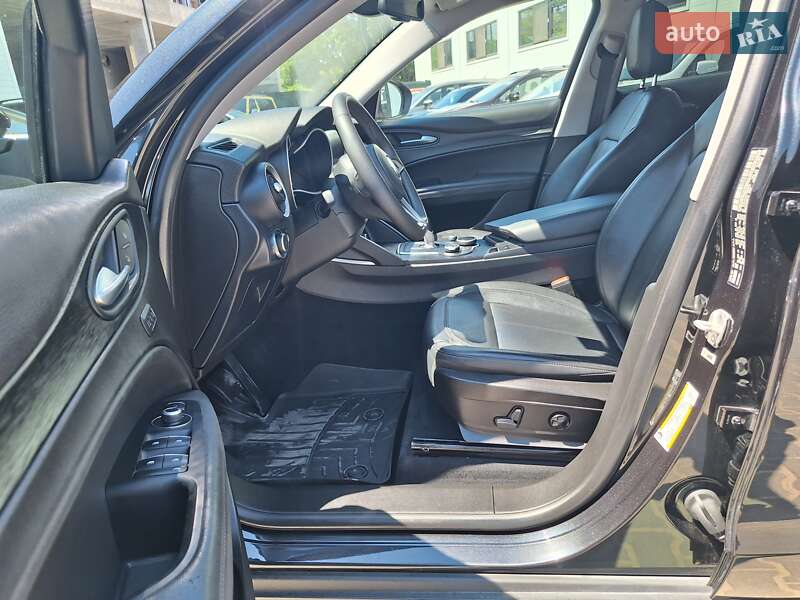 Внедорожник / Кроссовер Alfa Romeo Stelvio 2017 в Одессе