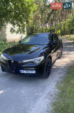Позашляховик / Кросовер Alfa Romeo Stelvio 2018 в Києві