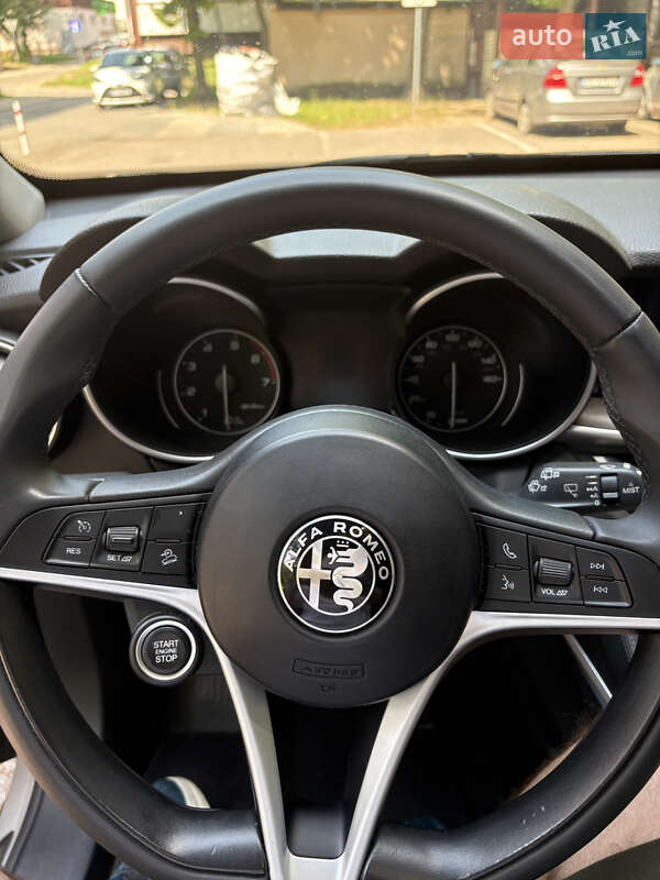 Позашляховик / Кросовер Alfa Romeo Stelvio 2017 в Львові
