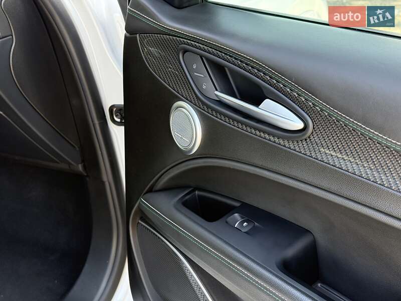 Внедорожник / Кроссовер Alfa Romeo Stelvio 2018 в Одессе