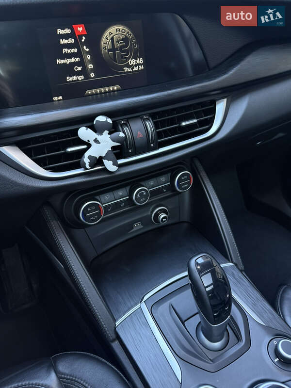 Позашляховик / Кросовер Alfa Romeo Stelvio 2019 в Києві