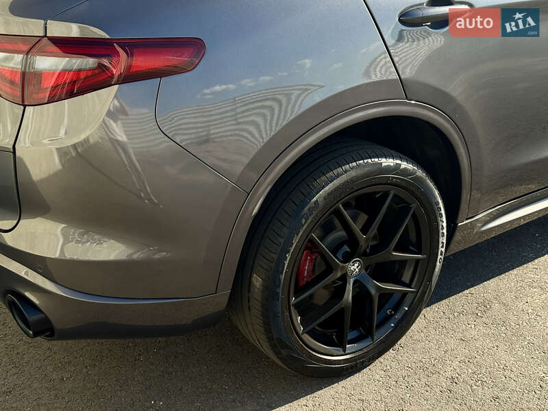 Внедорожник / Кроссовер Alfa Romeo Stelvio 2018 в Львове фото 10 Внедорожник / Кроссовер Alfa Romeo Stelvio 2018 в Львове