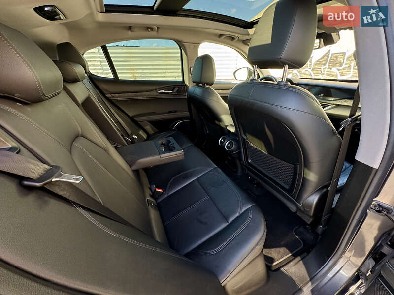 Внедорожник / Кроссовер Alfa Romeo Stelvio 2018 в Львове фото 42 Внедорожник / Кроссовер Alfa Romeo Stelvio 2018 в Львове