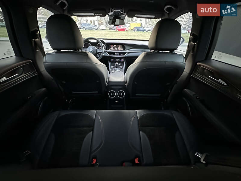 Позашляховик / Кросовер Alfa Romeo Stelvio 2018 в Києві