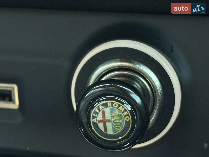Позашляховик / Кросовер Alfa Romeo Stelvio 2018 в Києві