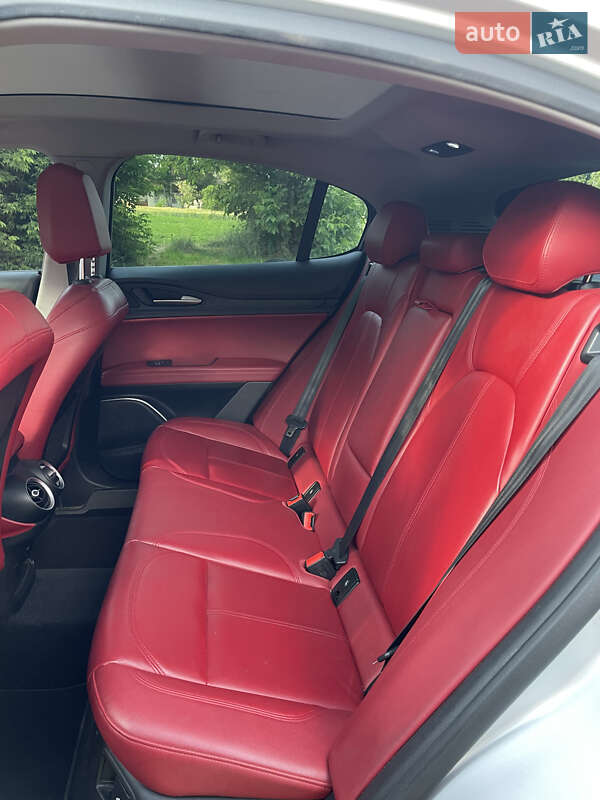 Внедорожник / Кроссовер Alfa Romeo Stelvio 2020 в Киеве