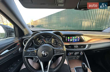 Внедорожник / Кроссовер Alfa Romeo Stelvio 2018 в 