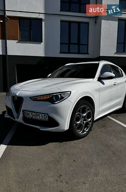 Внедорожник / Кроссовер Alfa Romeo Stelvio 2018 в Ровно