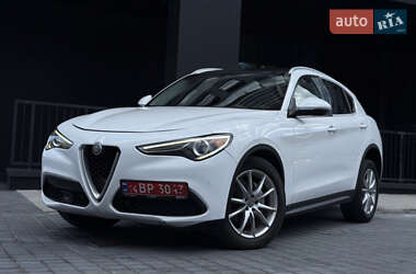 Внедорожник / Кроссовер Alfa Romeo Stelvio 2017 в Львове
