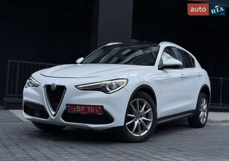 Внедорожник / Кроссовер Alfa Romeo Stelvio 2017 в Львове