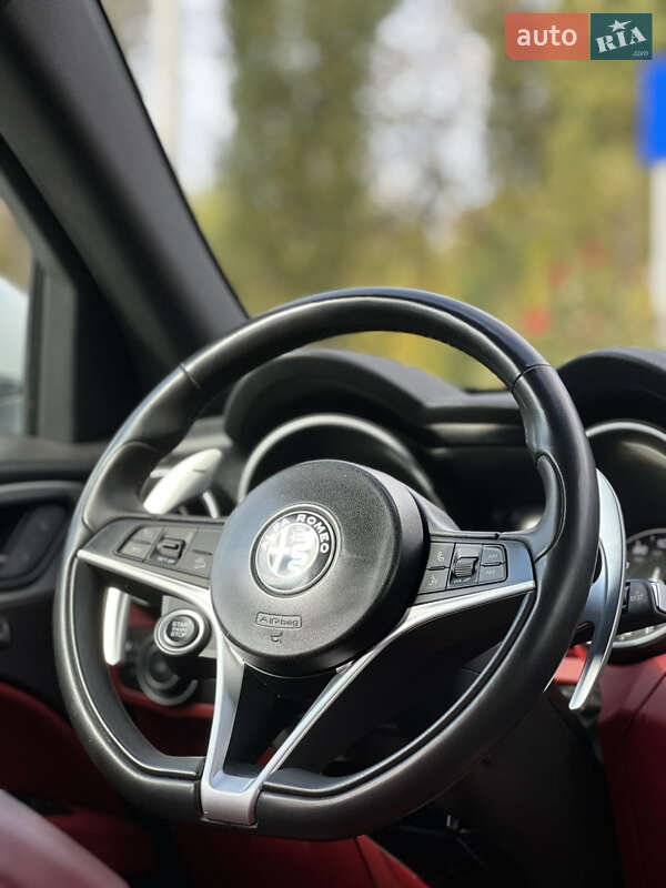 Позашляховик / Кросовер Alfa Romeo Stelvio 2018 в Миколаєві