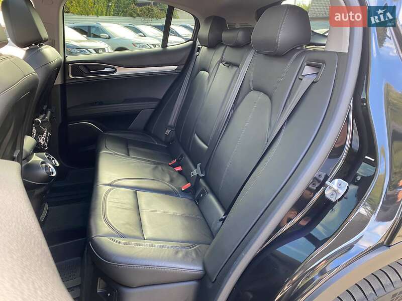 Внедорожник / Кроссовер Alfa Romeo Stelvio 2019 в Киеве