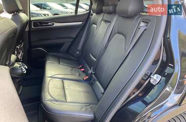 Внедорожник / Кроссовер Alfa Romeo Stelvio 2019 в 