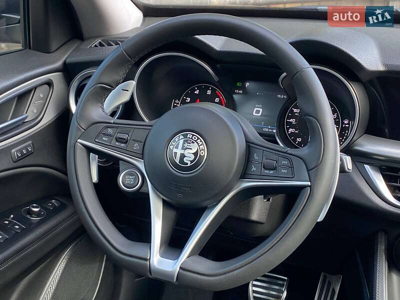 Внедорожник / Кроссовер Alfa Romeo Stelvio 2019 в Киеве