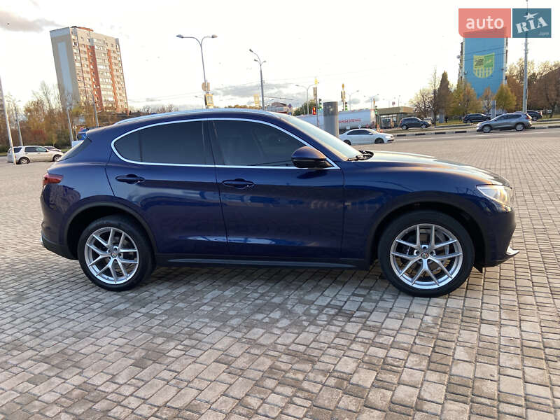 Внедорожник / Кроссовер Alfa Romeo Stelvio 2017 в Харькове фото 10 Внедорожник / Кроссовер Alfa Romeo Stelvio 2017 в Харькове