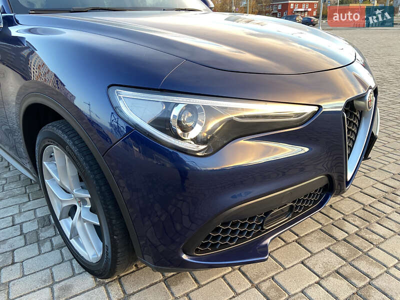 Внедорожник / Кроссовер Alfa Romeo Stelvio 2017 в Харькове фото 12 Внедорожник / Кроссовер Alfa Romeo Stelvio 2017 в Харькове