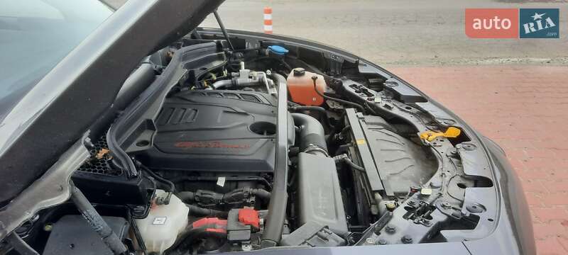 Внедорожник / Кроссовер Alfa Romeo Stelvio 2019 в Ровно фото 17 Внедорожник / Кроссовер Alfa Romeo Stelvio 2019 в Ровно