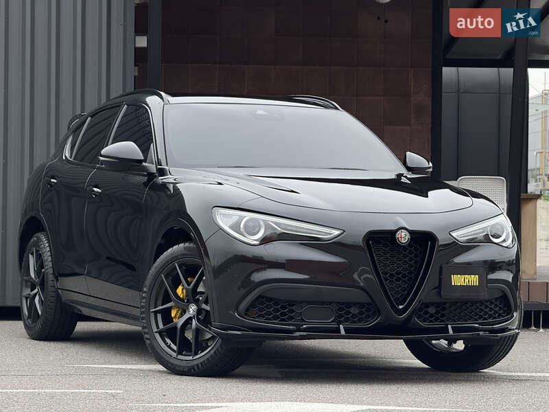 Внедорожник / Кроссовер Alfa Romeo Stelvio 2020 в Киеве фото 6 Внедорожник / Кроссовер Alfa Romeo Stelvio 2020 в Киеве
