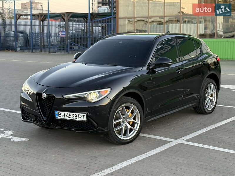 Позашляховик / Кросовер Alfa Romeo Stelvio 2017 в Одесі фото 2 Позашляховик / Кросовер Alfa Romeo Stelvio 2017 в Одесі